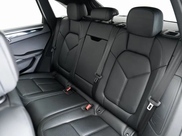 2025 Porsche Macan Base - Photo 26