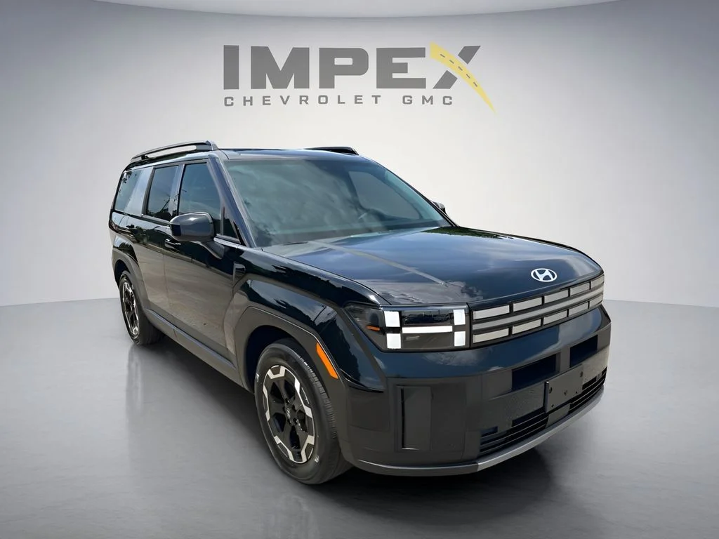 Used 2026 Black Hyundai SEL image 7
