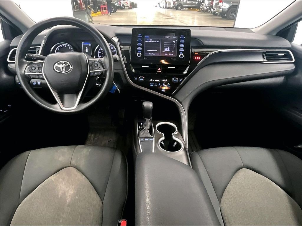 Used 2024 Ice Toyota LE image 21