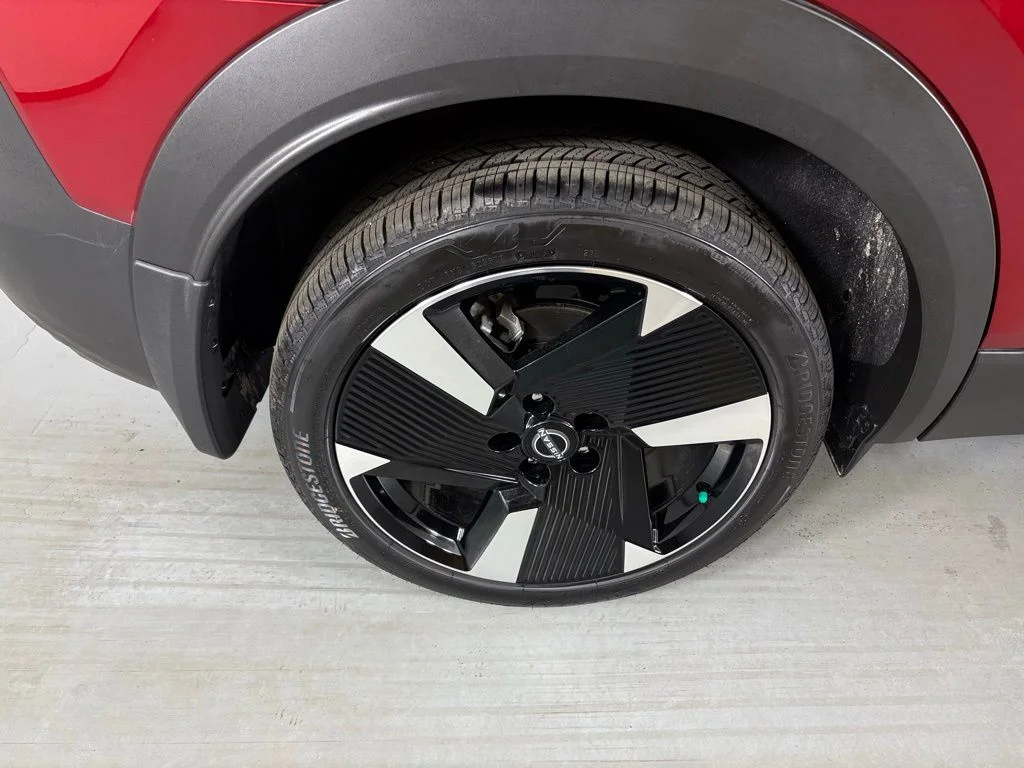 2026 Nissan KICKS SR - Photo 11