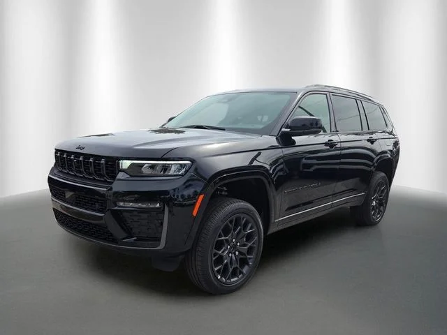 New 2026 Diamond Black Crystal Pearl-Coat Exterior Paint Jeep Summit image 2