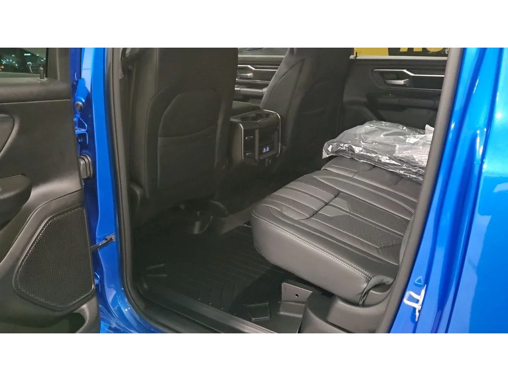 New 2026 Hydro Blue Pearl-Coat Exterior Paint RAM Big Horn Rocky Ridge image 22