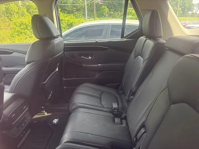 Used 2024  Honda Touring image 7