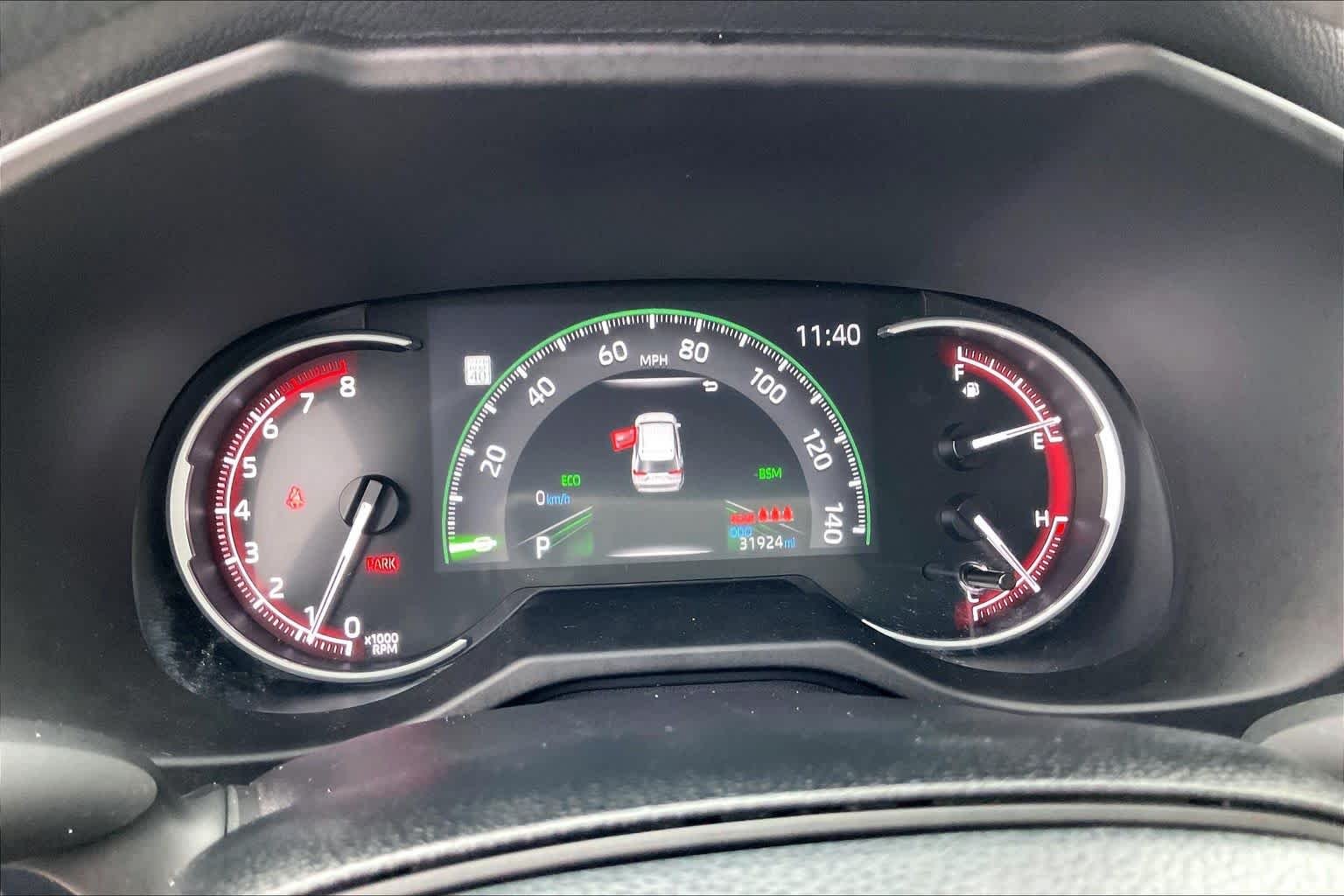 Used 2025 Ice Cap Toyota XLE image 34