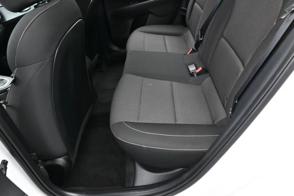 Used 2023 Snow White Pearl Kia LXS image 28