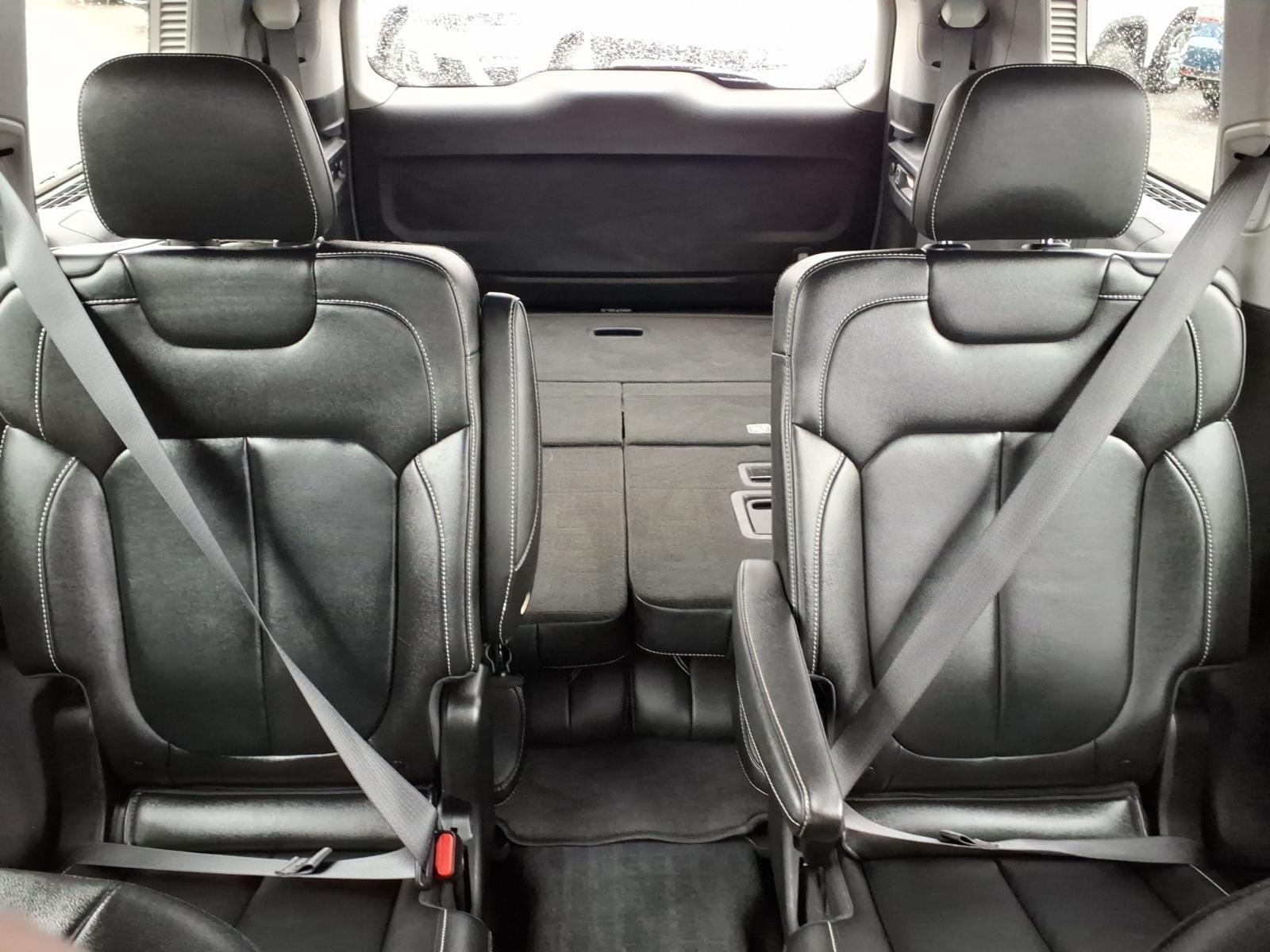 Used 2023 Silver Jeep Limited image 19