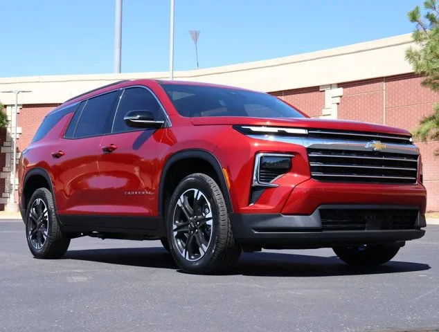 2027 Chevrolet Traverse LT