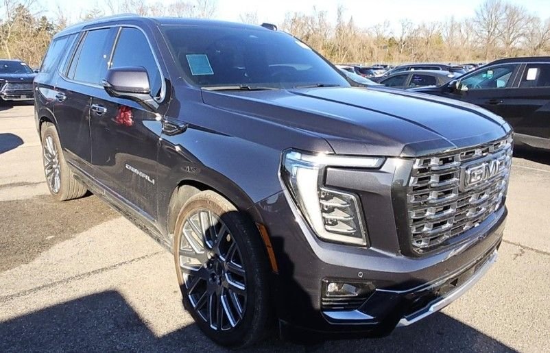 Used 2025 GMC Yukon Denali Ultimate with VIN 1GKS2ERL9SR320482 for sale in Kansas City