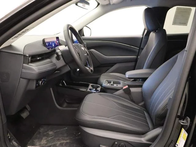 New 2026 Shadow Black Ford Select image 13