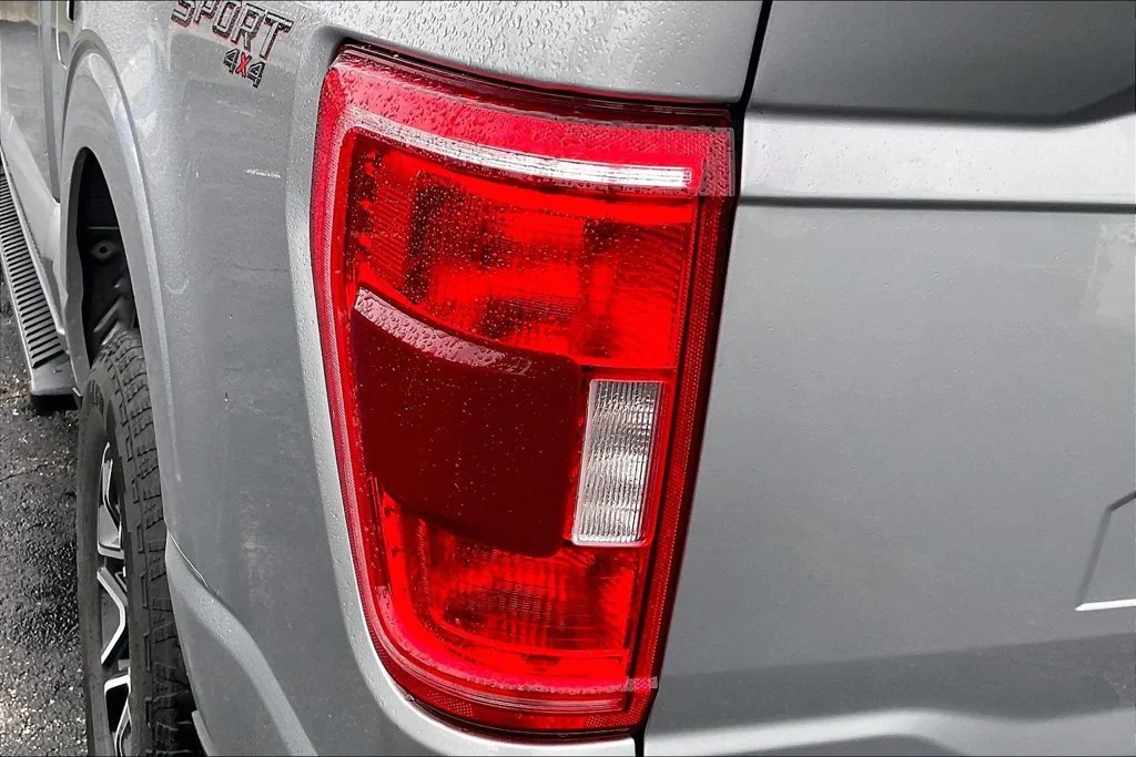 Used 2023 Silver Ford XLT image 29