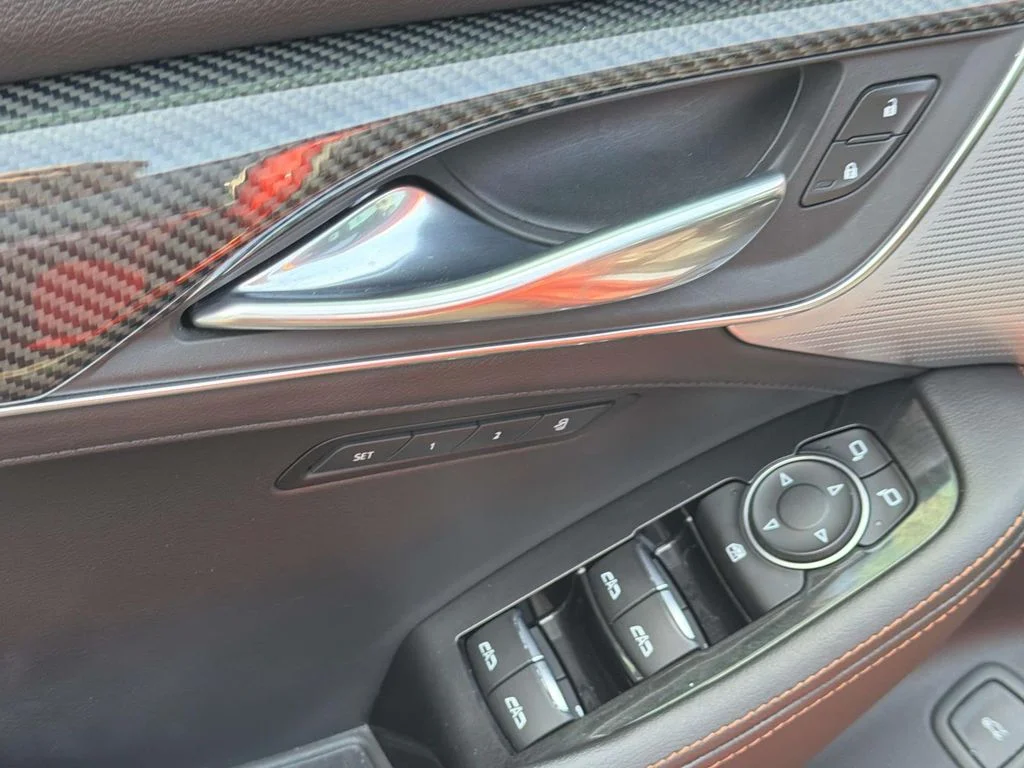 Used 2020 Royal Spice Metallic Cadillac V-Series image 16