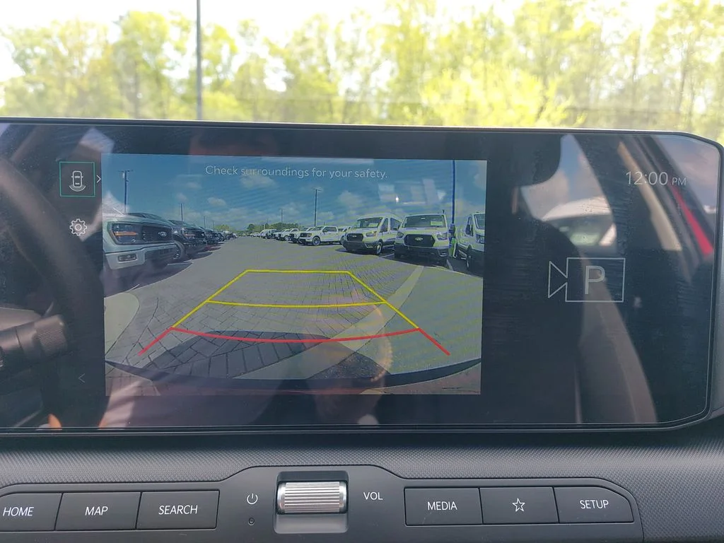 Used 2025 Red Kia LXS image 22