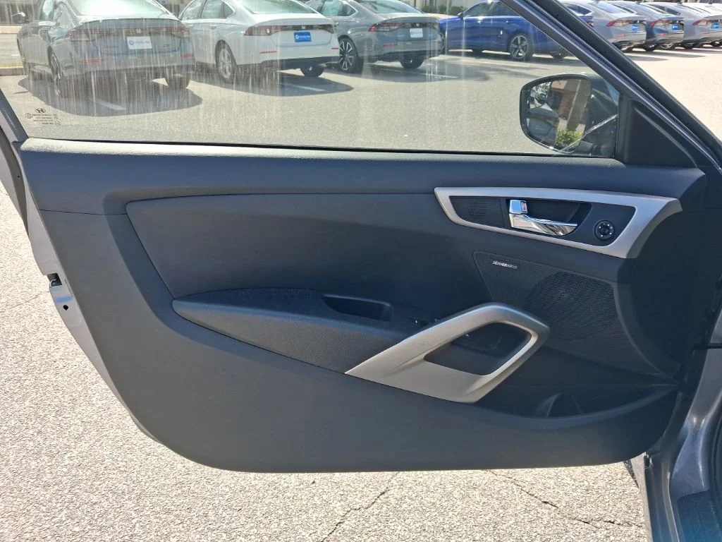 Used 2017 Gray Hyundai Value Edition image 20