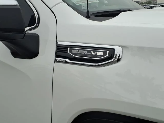 Used 2026 Summit White GMC SLT image 4