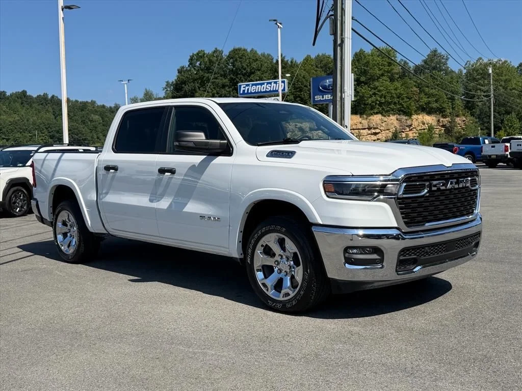 Used 2026 White Ram Big Horn/Lone Star image 14
