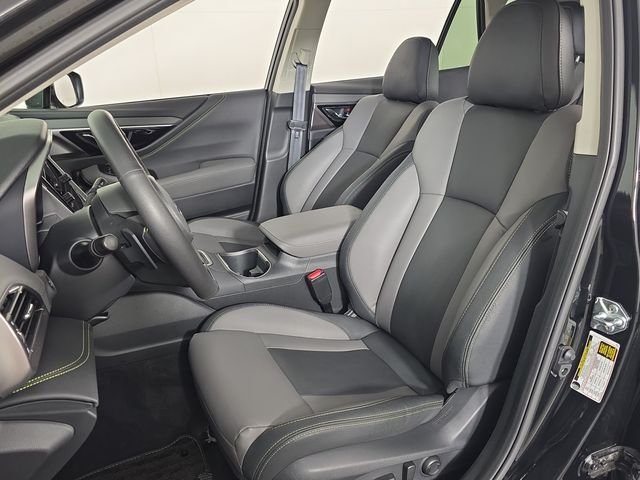 Used 2025 Black Subaru Onyx Edition image 23