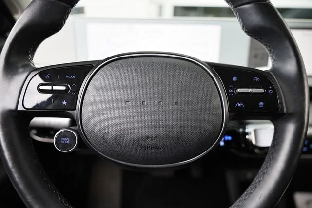 Used 2024 Shooting Star (Matte Gray) Hyundai SEL image 30