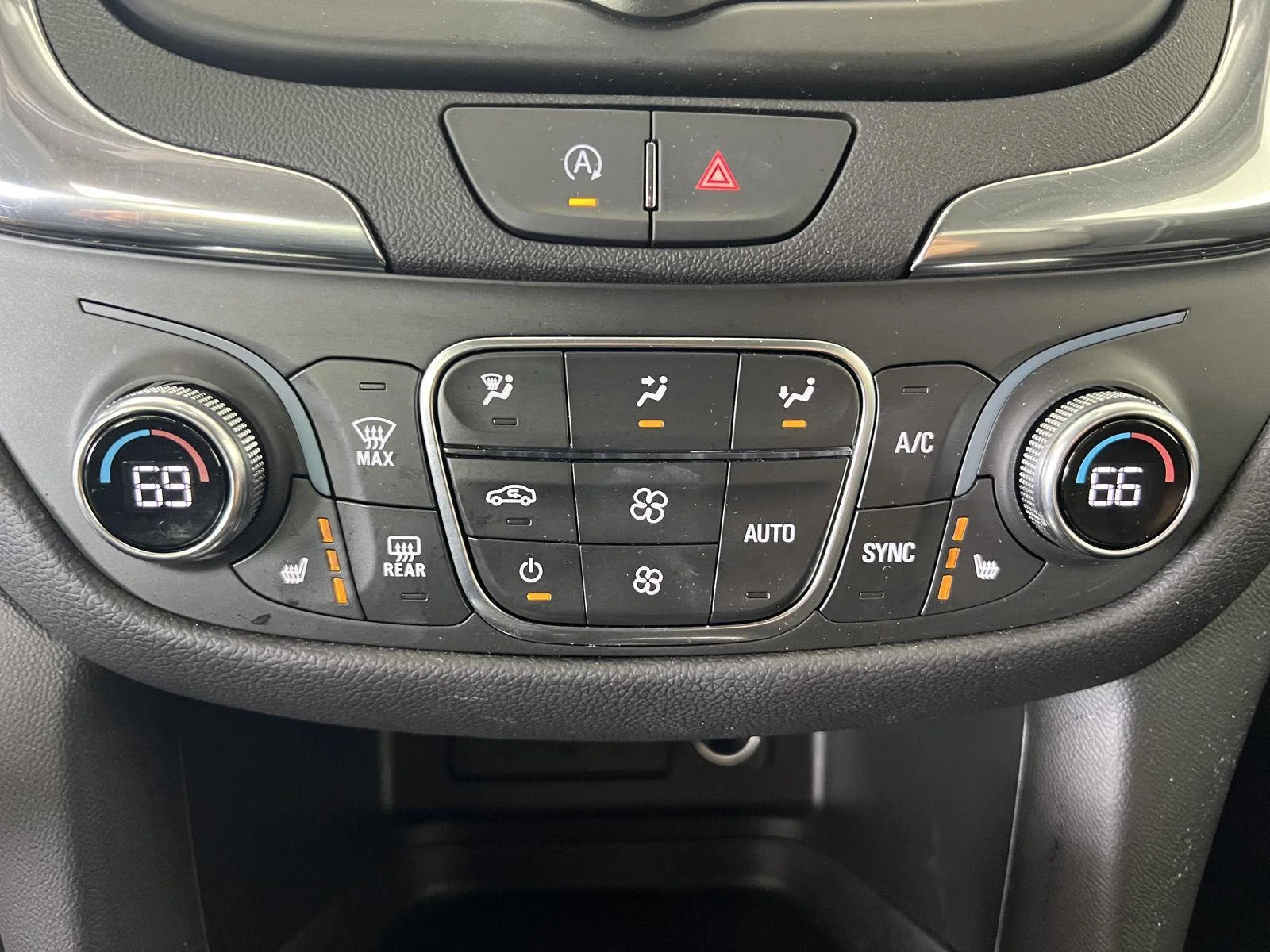 Used 2024 Lakeshore Blue Metallic Chevrolet LT image 14