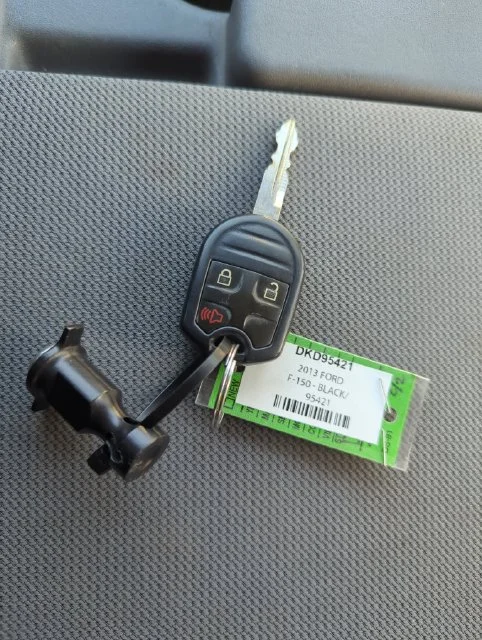 Used 2013 Black Ford XLT image 36