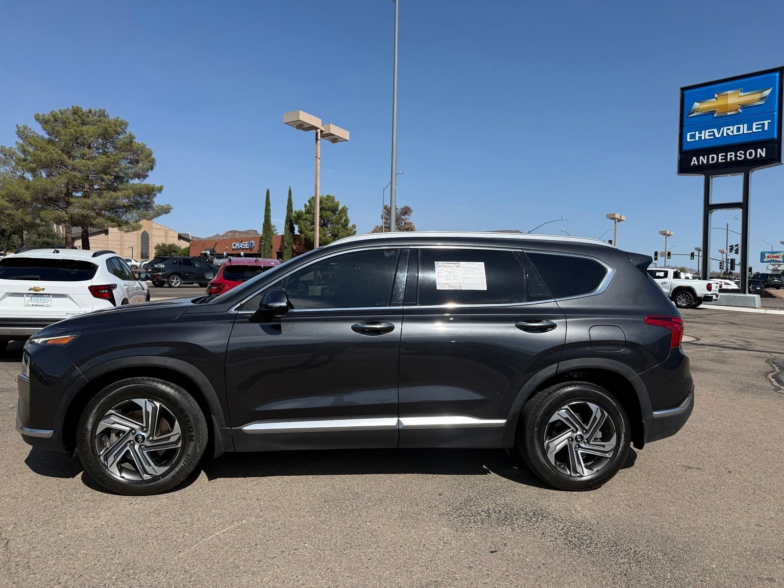 2022 Hyundai Santa Fe SEL - Photo 10