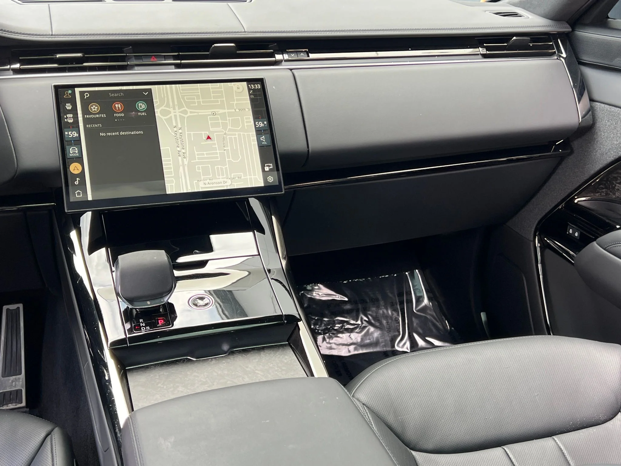 Used 2025 Gray Land Rover Autobiography image 29