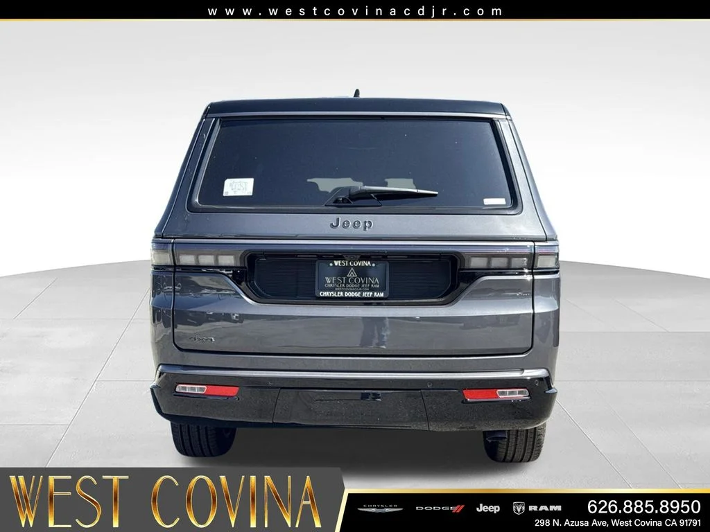New 2026 Baltic Gray Metallic Clearcoat Jeep Summit Reserve image 9