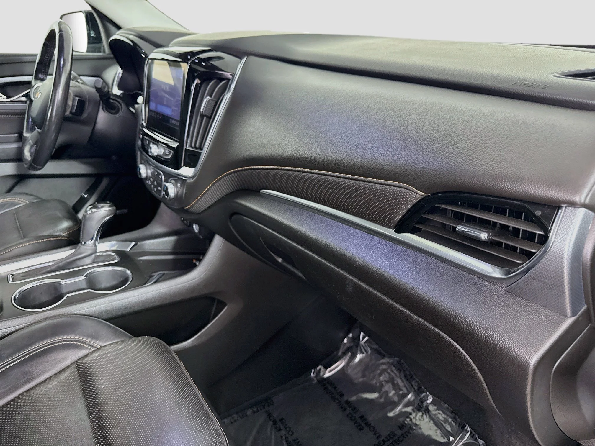 Used 2020 SILVER ICE METALLIC Chevrolet Premier image 33