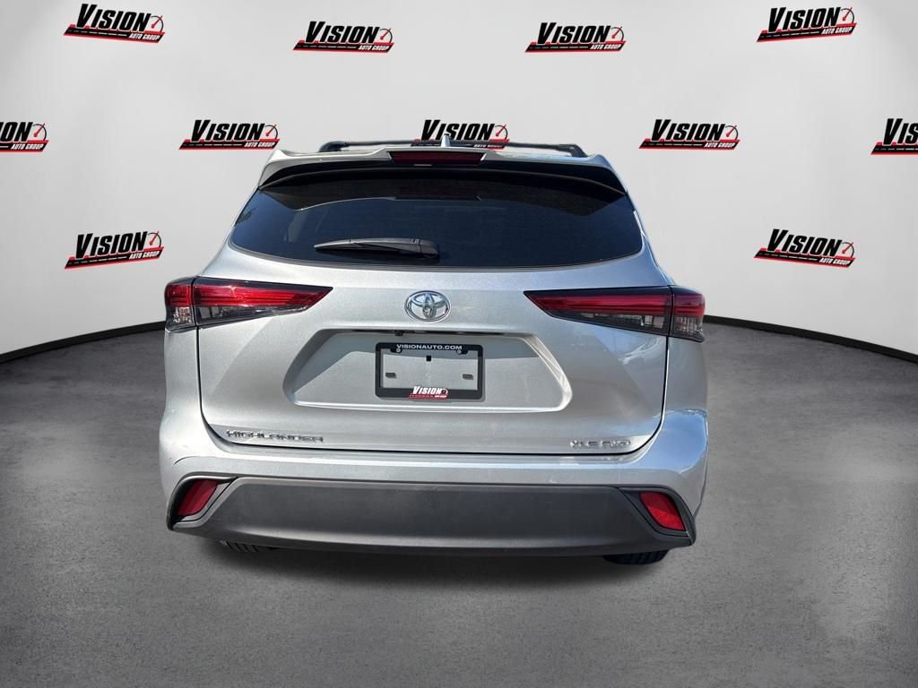 Used 2023 Silver Toyota XLE image 6