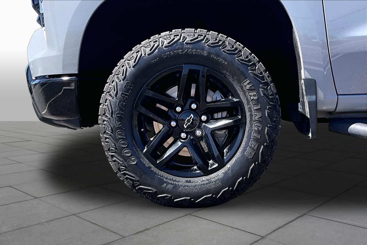 Used 2024 Slate Gray Metallic Chevrolet LT Trail Boss image 11