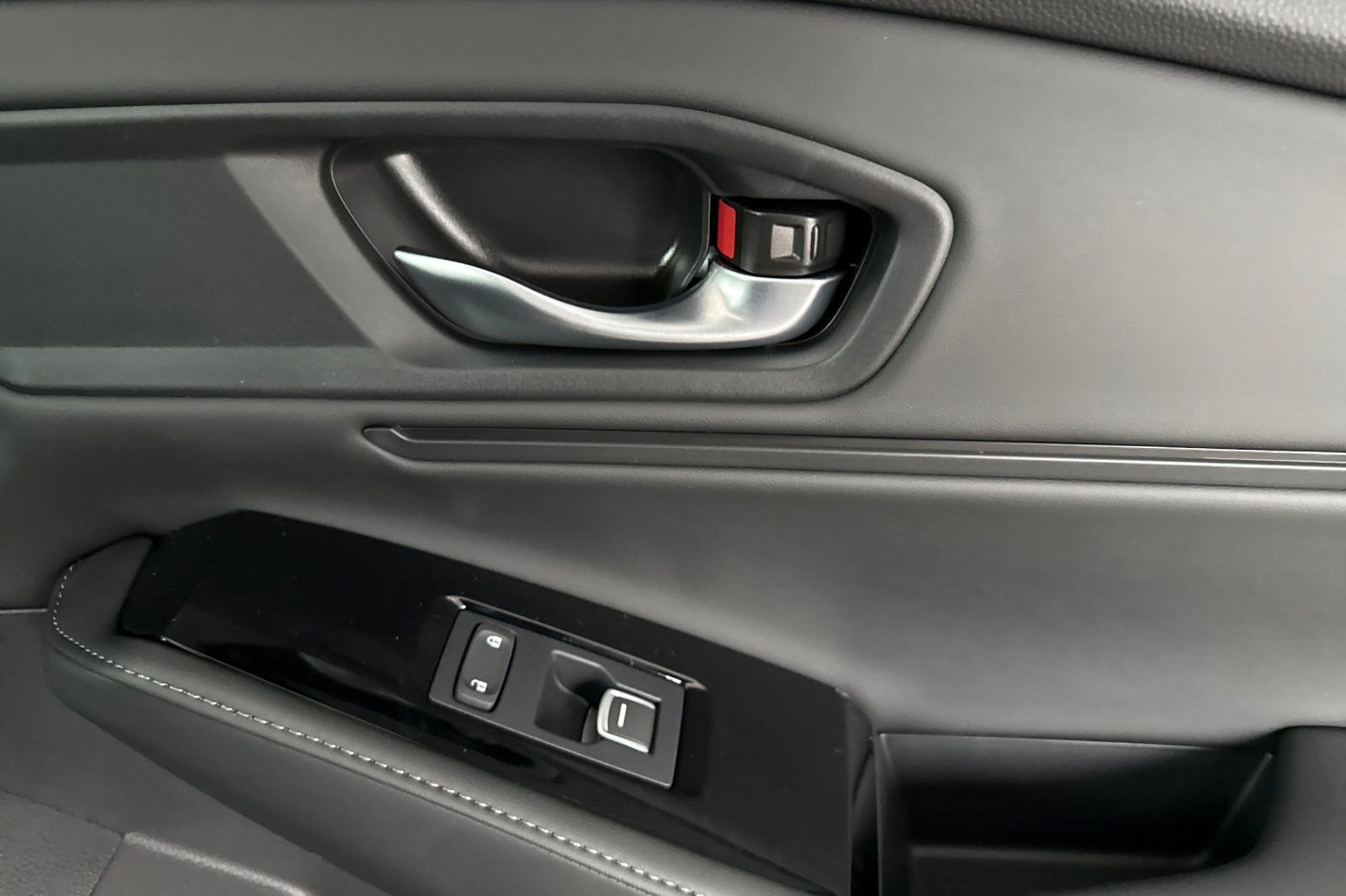 New 2026 Solar Silver Metallic Honda Touring image 18