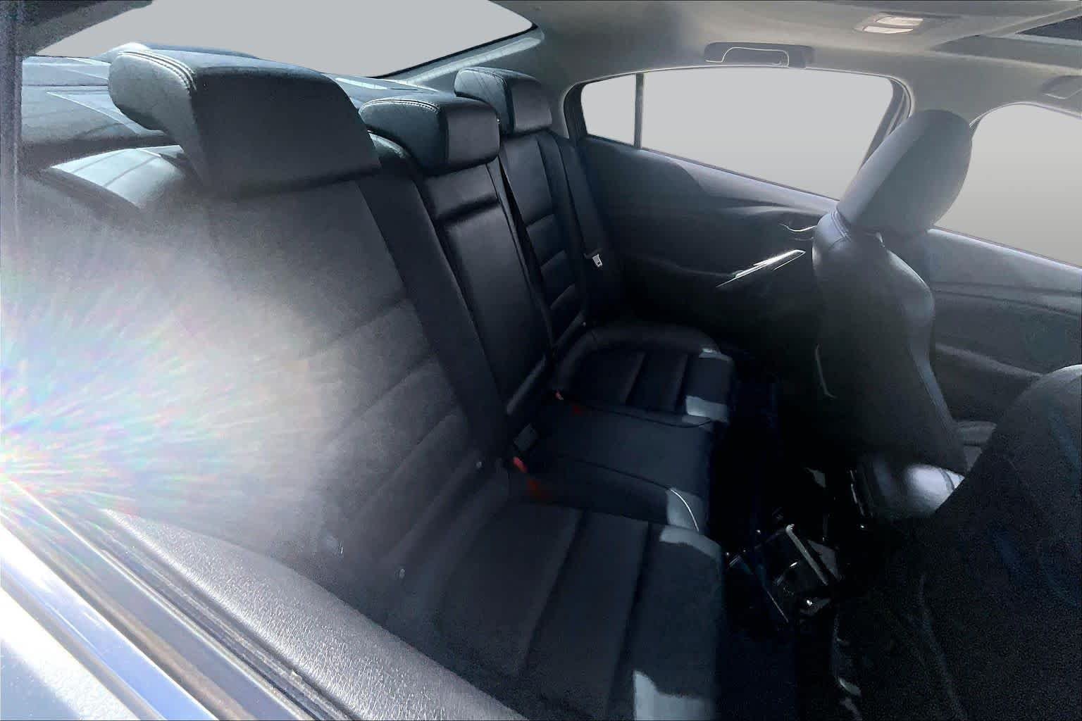 Used 2015 Liquid Silver Metallic Mazda i Touring image 18