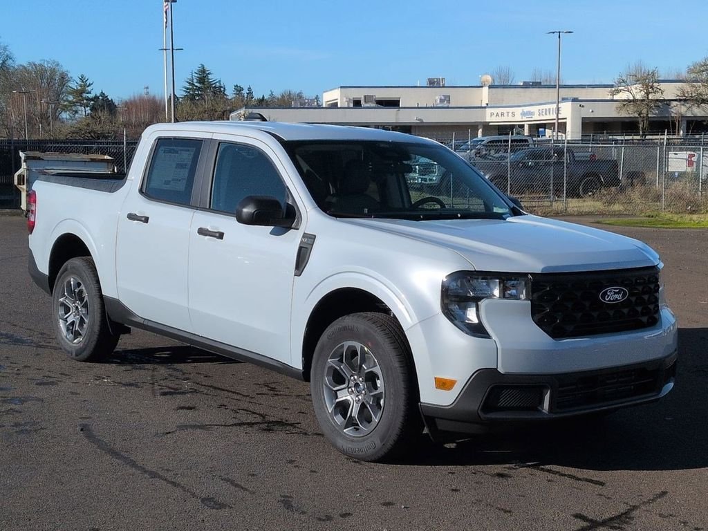 New 2026 White Ford XLT image 7