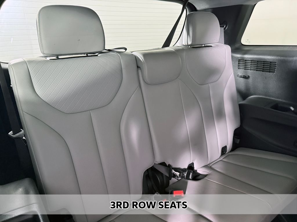 Used 2024 Black Hyundai SEL image 13