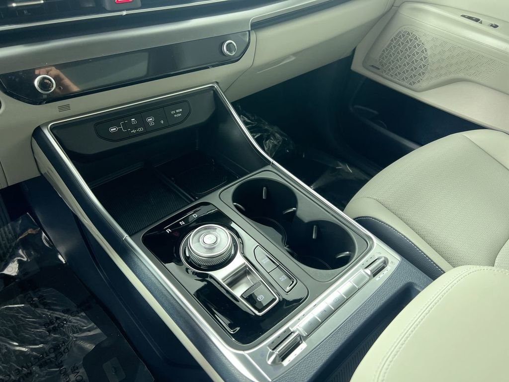 New 2026 Ceramic Silver Kia SX image 23