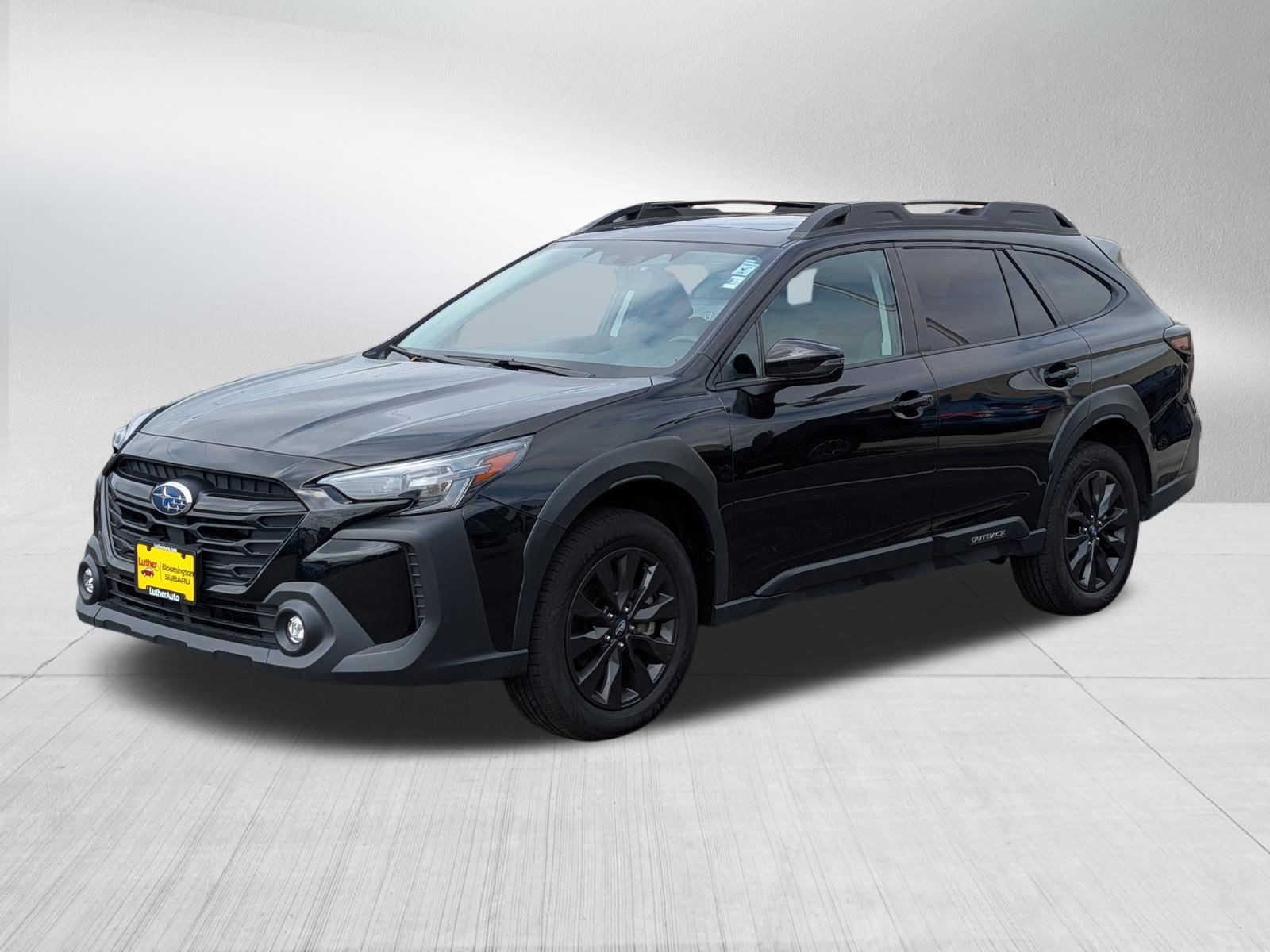 Used 2025 Crystal Black Silica Subaru Onyx Edition image 3
