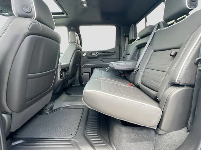 2026 GMC Sierra 1500 AT4X - Photo 17