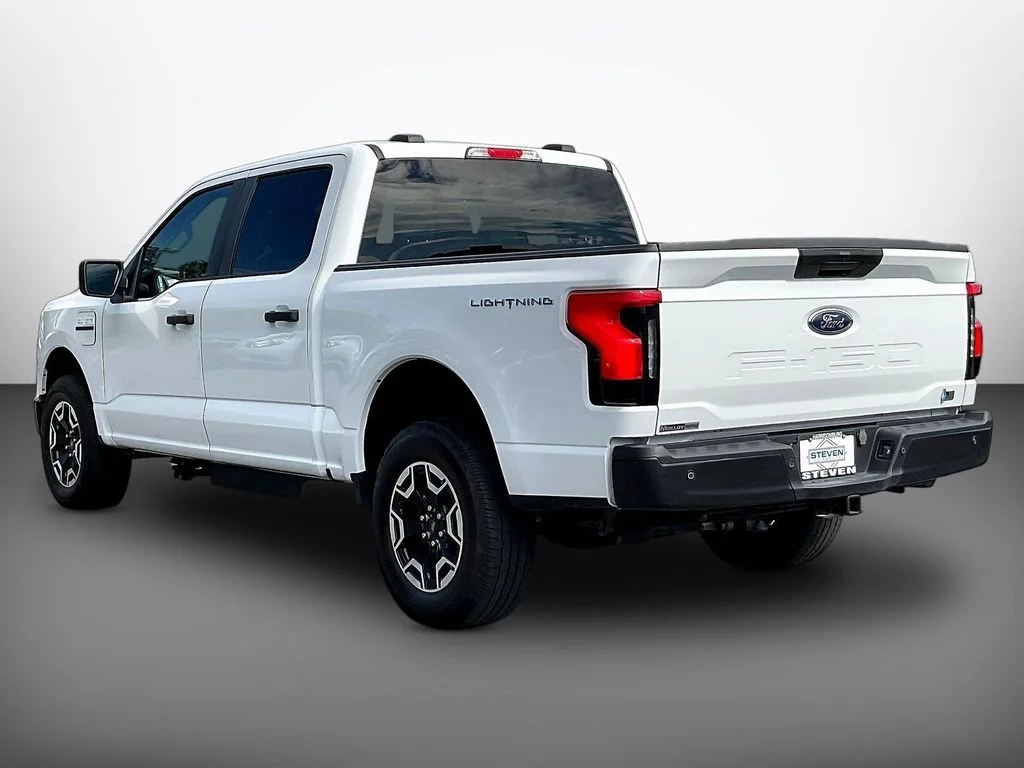 Used 2023 Oxford White Ford Pro image 4