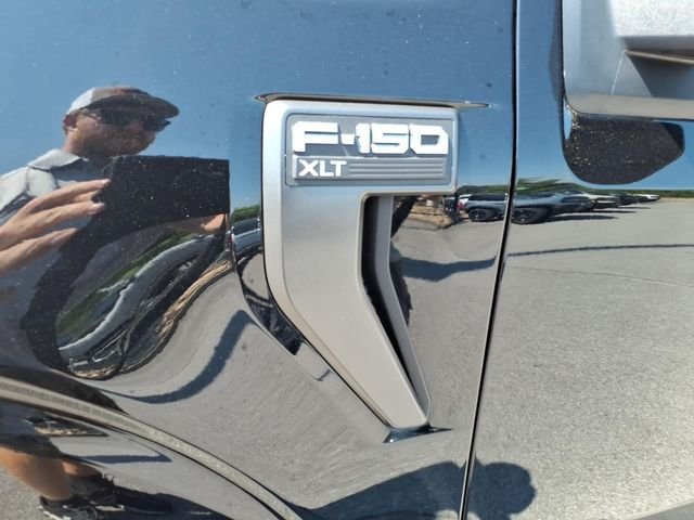 Certified Used 2022 Black Metallic Ford XLT image 7