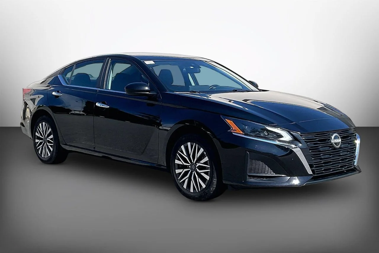 2025 Nissan Altima