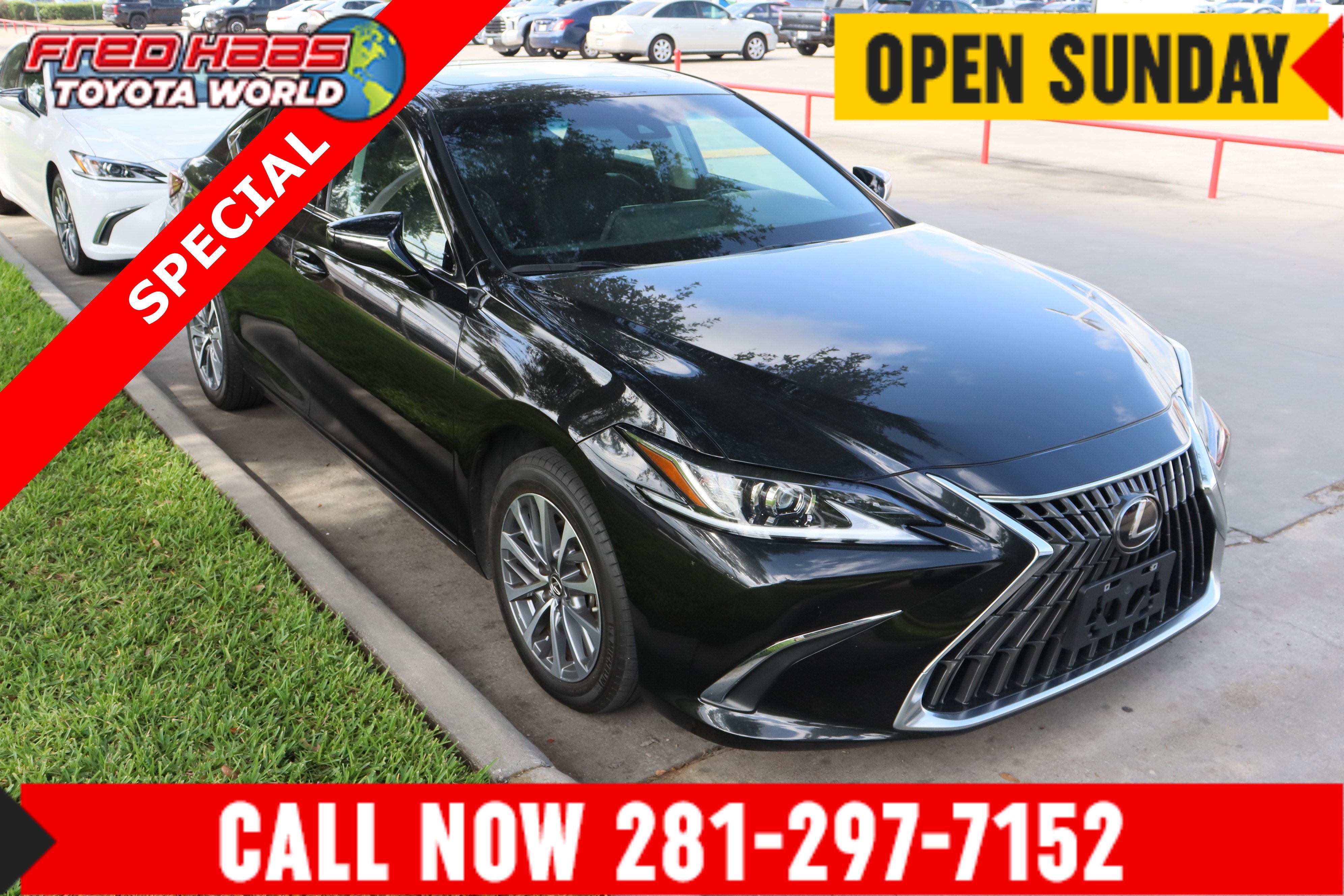 2024 Lexus ES 350 350's photo