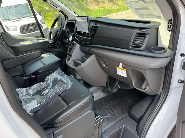 New 2027 White Ford HR CARGO AWD image 19