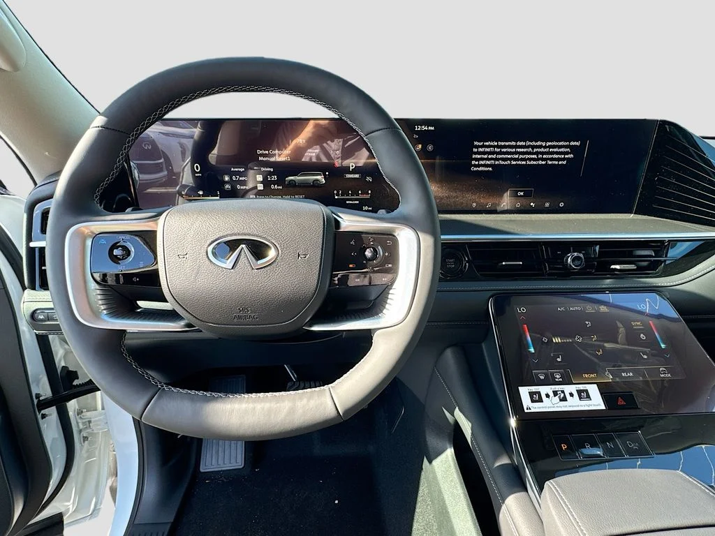 New 2026 RADIANT WHITE INFINITI Pure 2WD image 11