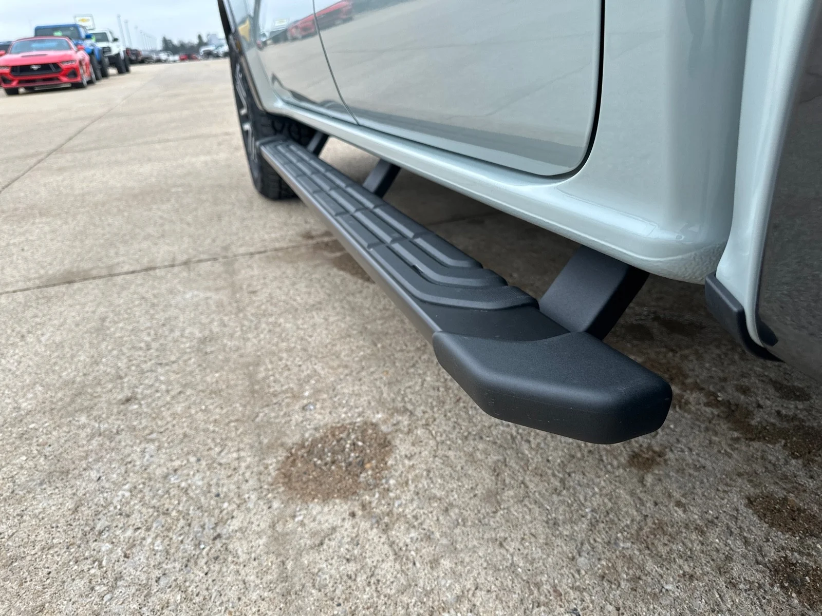 New 2024 Cactus Gray Ford LARIAT image 8
