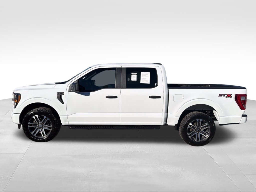 Used 2023 White Ford XL image 2