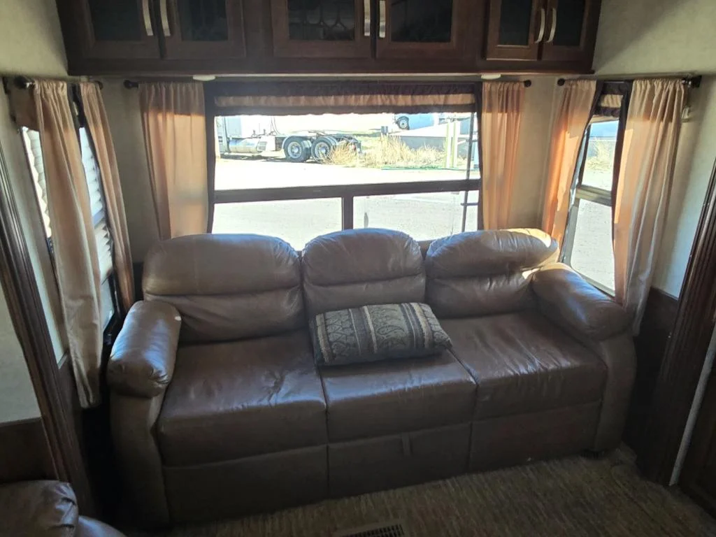 Used 2013 Tan Crossroads  image 18