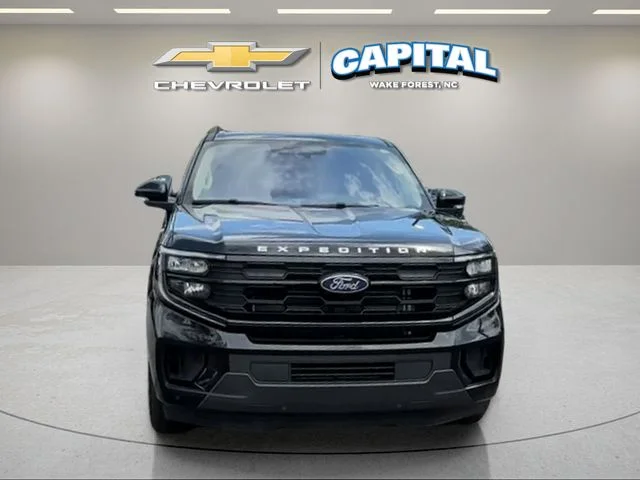 Used 2025 Black Ford Active image 8