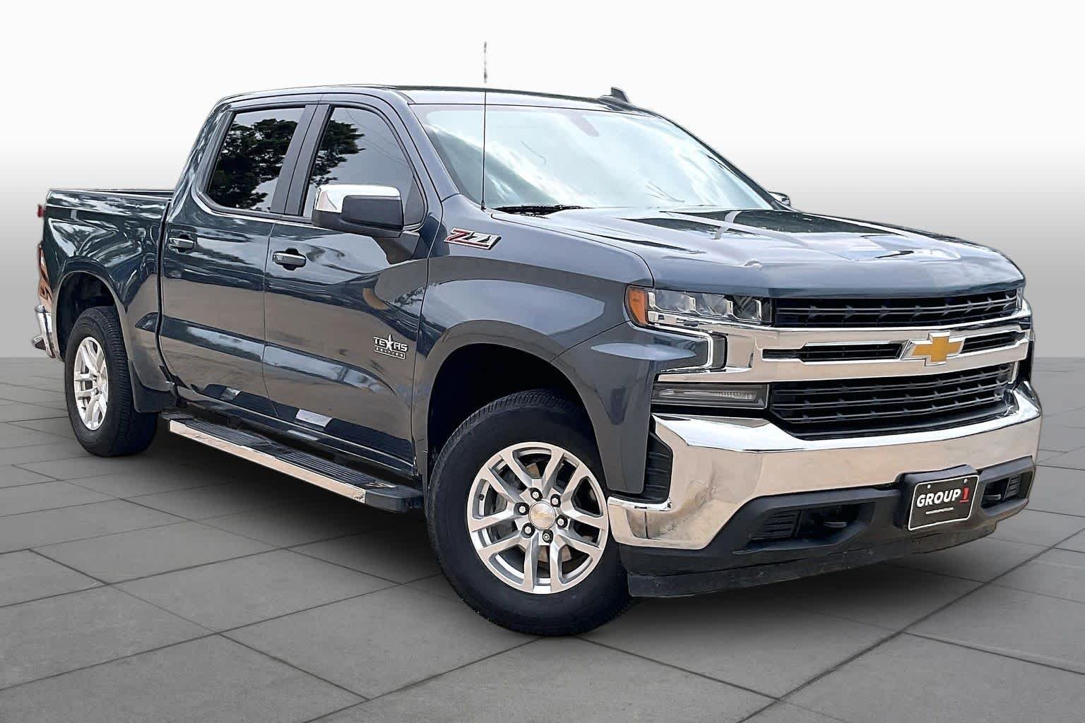 Used 2021 Shadow Gray Metallic Chevrolet LT image 3