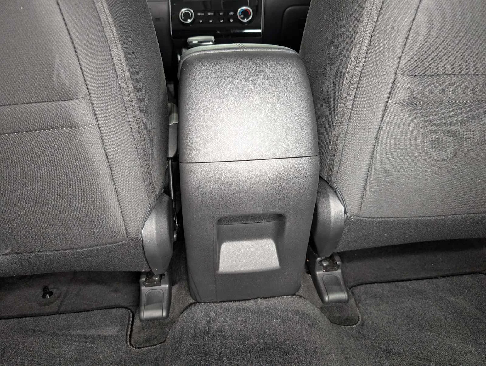 Used 2024 Hampton Gray Hyundai SE image 20