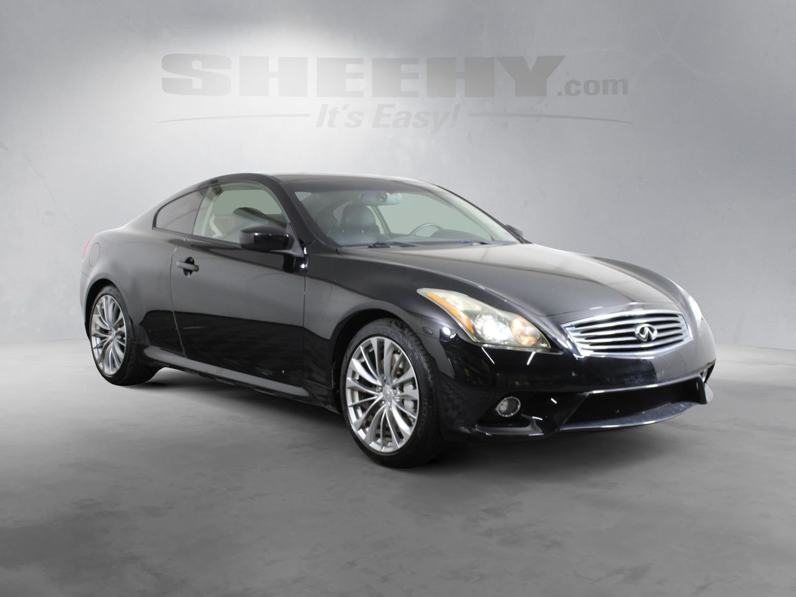 Used 2012 Black INFINITI Journey image 2
