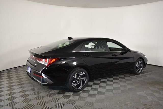 New 2026 Black Hyundai Limited image 10